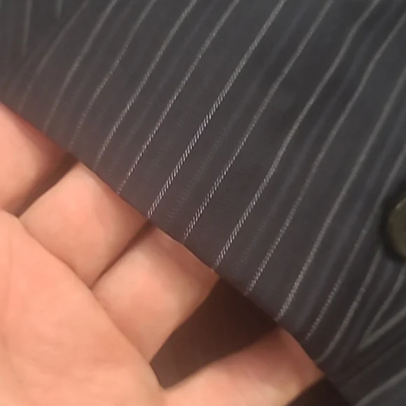 Hugo Boss 46R Wool Blazer Sport Coat Jacket Striped Navy & black 2 Buttons Long - Picture 6 of 9